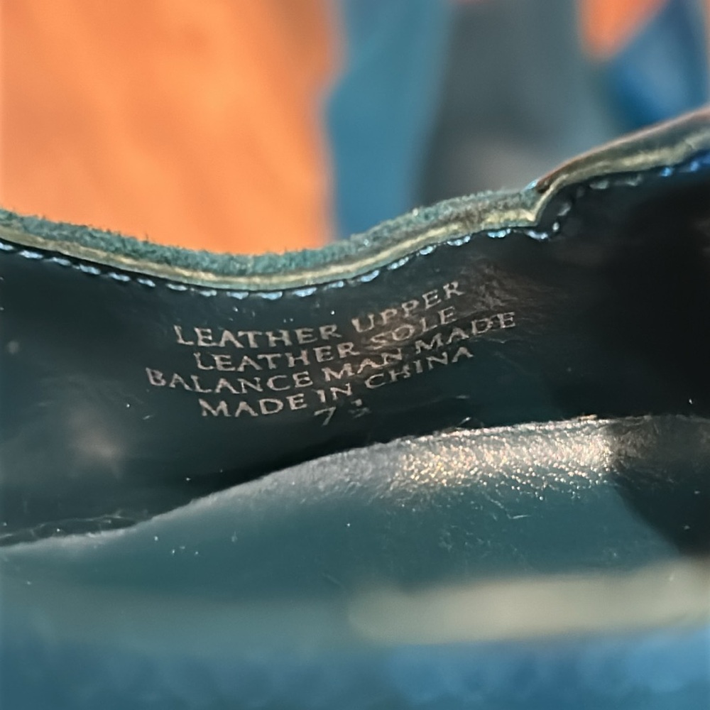 Steve Madden Vintage Teal Heart-Detail Heels 7.5 - Picture 8 of 8